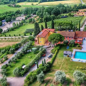 https://relais-corte-benedetto.it-tuscanyhotel.com